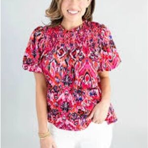 NWT- Avara Vibrant Pink Patterned Women's Top